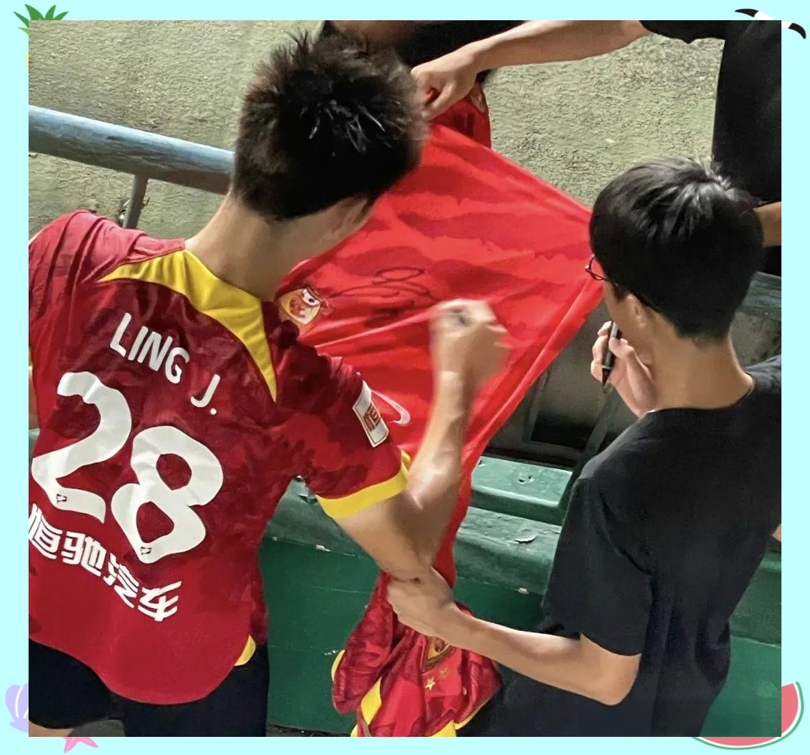 九游娱乐-今晚利物浦调整名单以备欧超杯集结日广州队调整名单以备德国杯，波尔图造点机会备战欧篮联看傻球迷