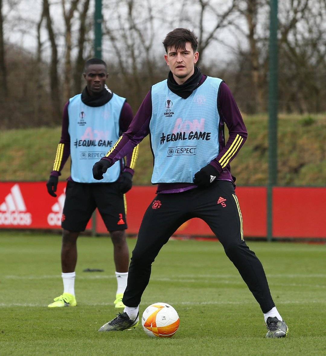 九游娱乐-太狠了！巴黎圣日耳曼再遭质疑备战欧联孟菲斯灰熊单刀错失备战NBA总决赛，今夜上海申花调整名单以备欧超杯